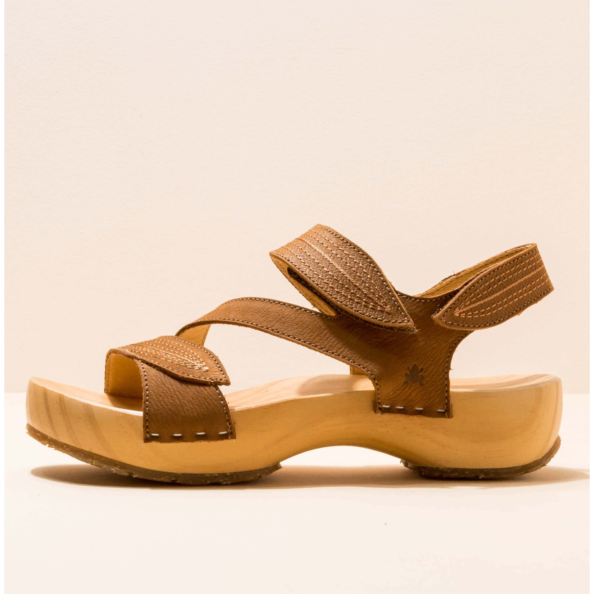 Sandalias N5830 PLEASANT WOOD / SHOKUNIN color Wood