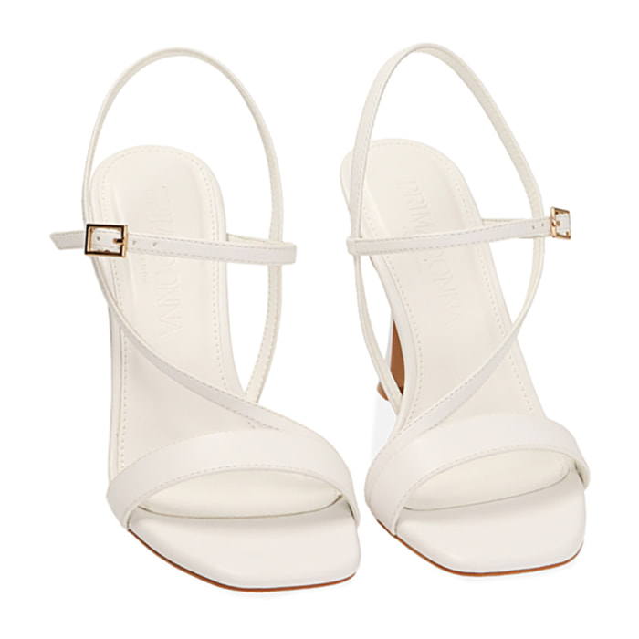 Sandalias blancas, tacón de 9,5 cm