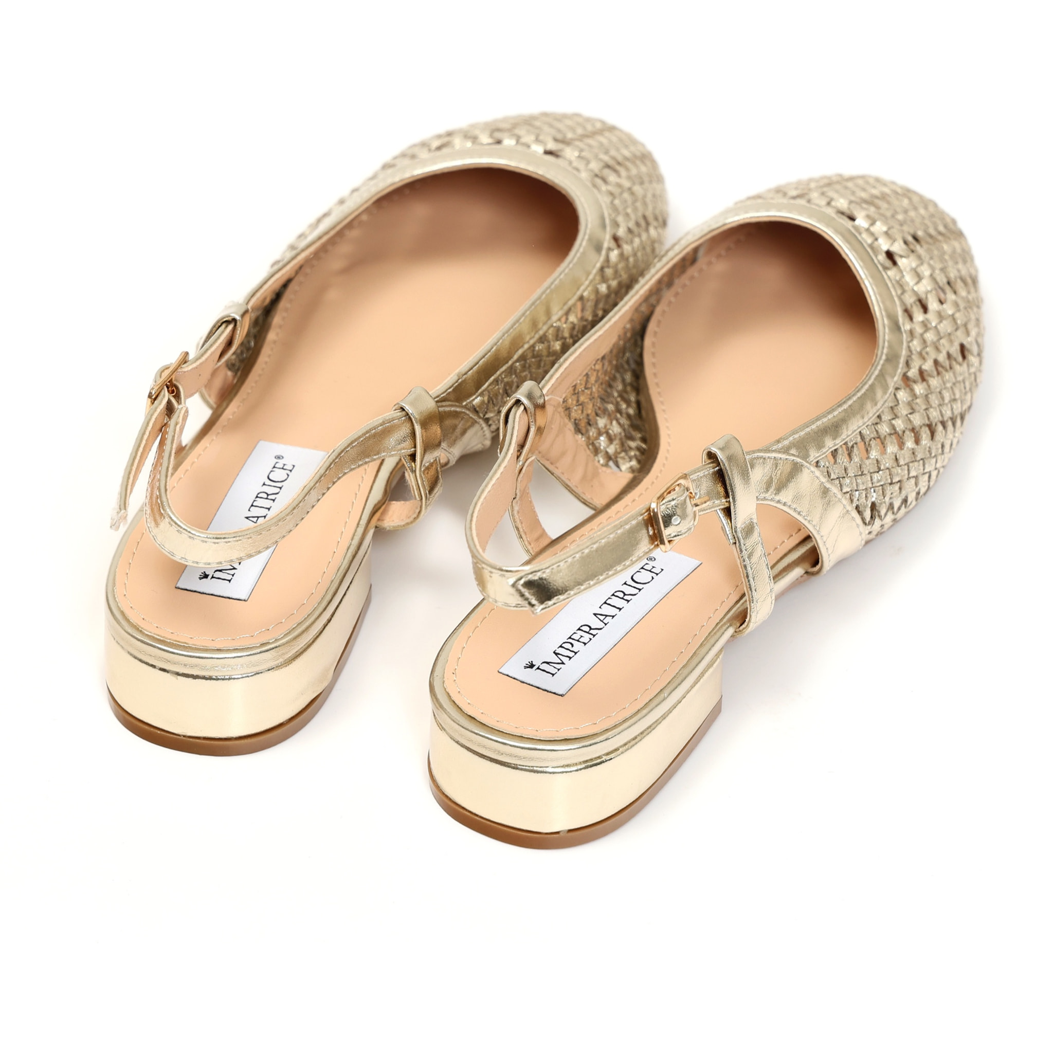 Ballerine slingback in simil pelle con tomaia bucherellata