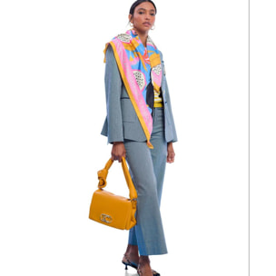 Blazer aderente a righe con stemma sulla tasca