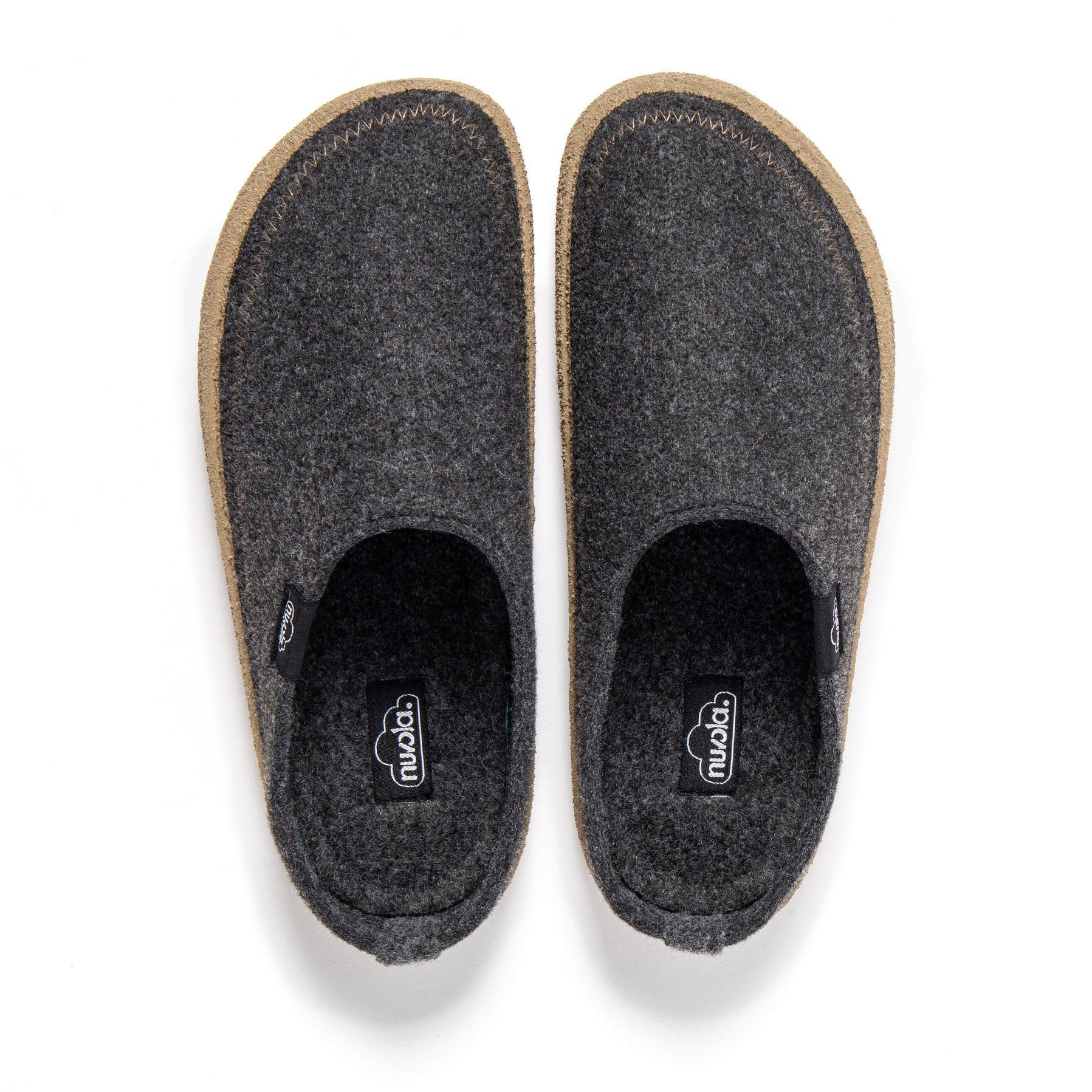 Zapatillas de casa , Zueco Terra