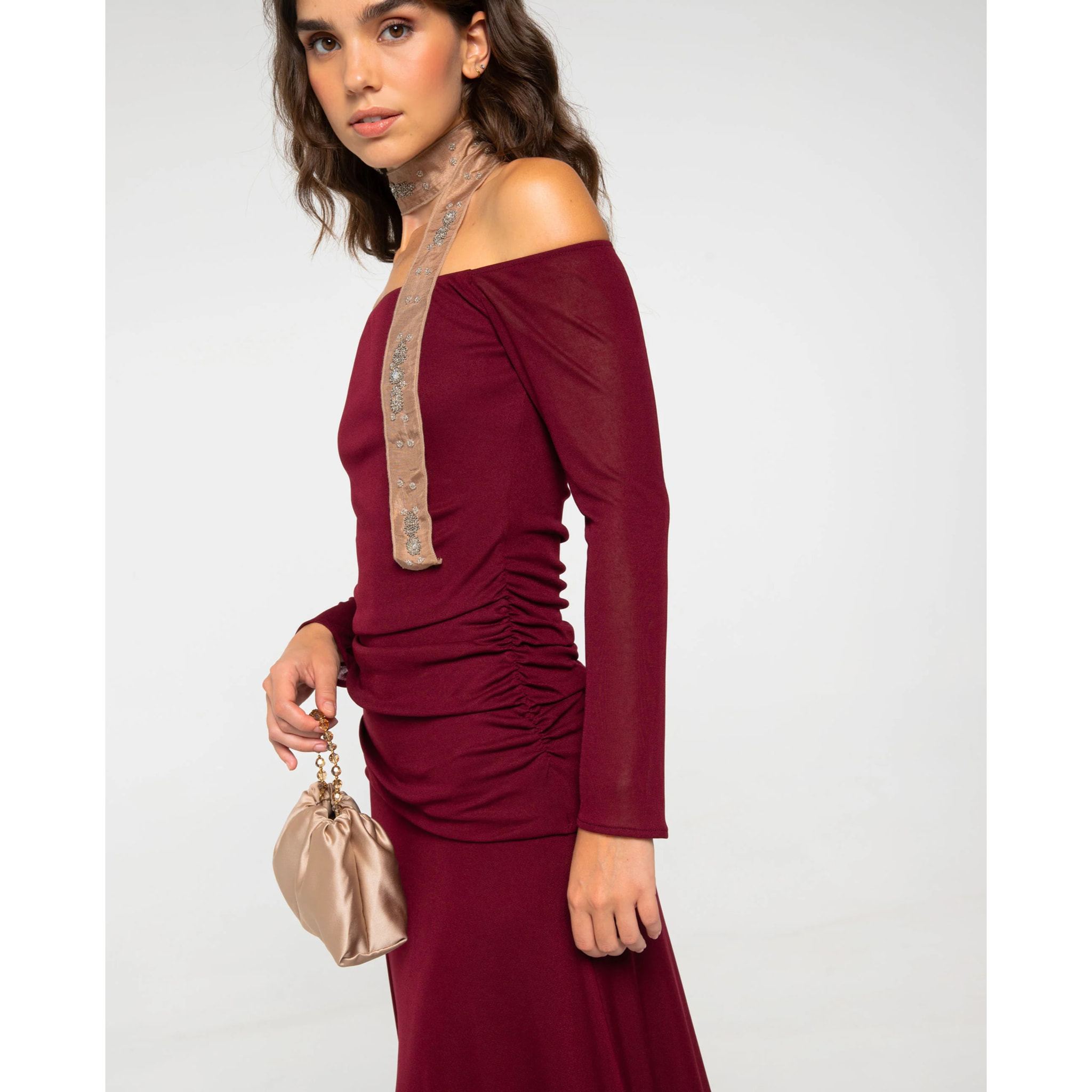 Vestido midi de punto palabra de honor