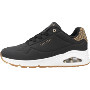 Sneakers De  Mujer Uno Jungle Nite Negro