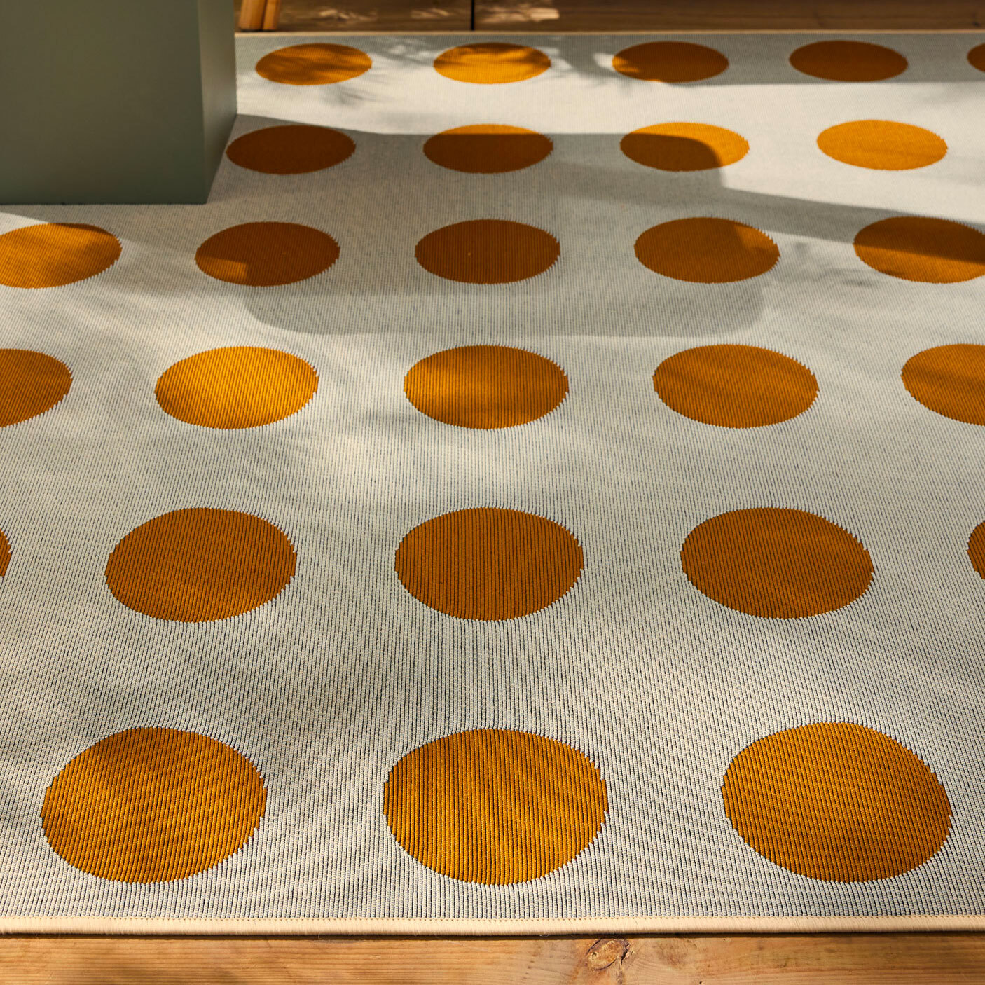RIVIERA - Tapis intérieur/extérieur à motif pois bleu