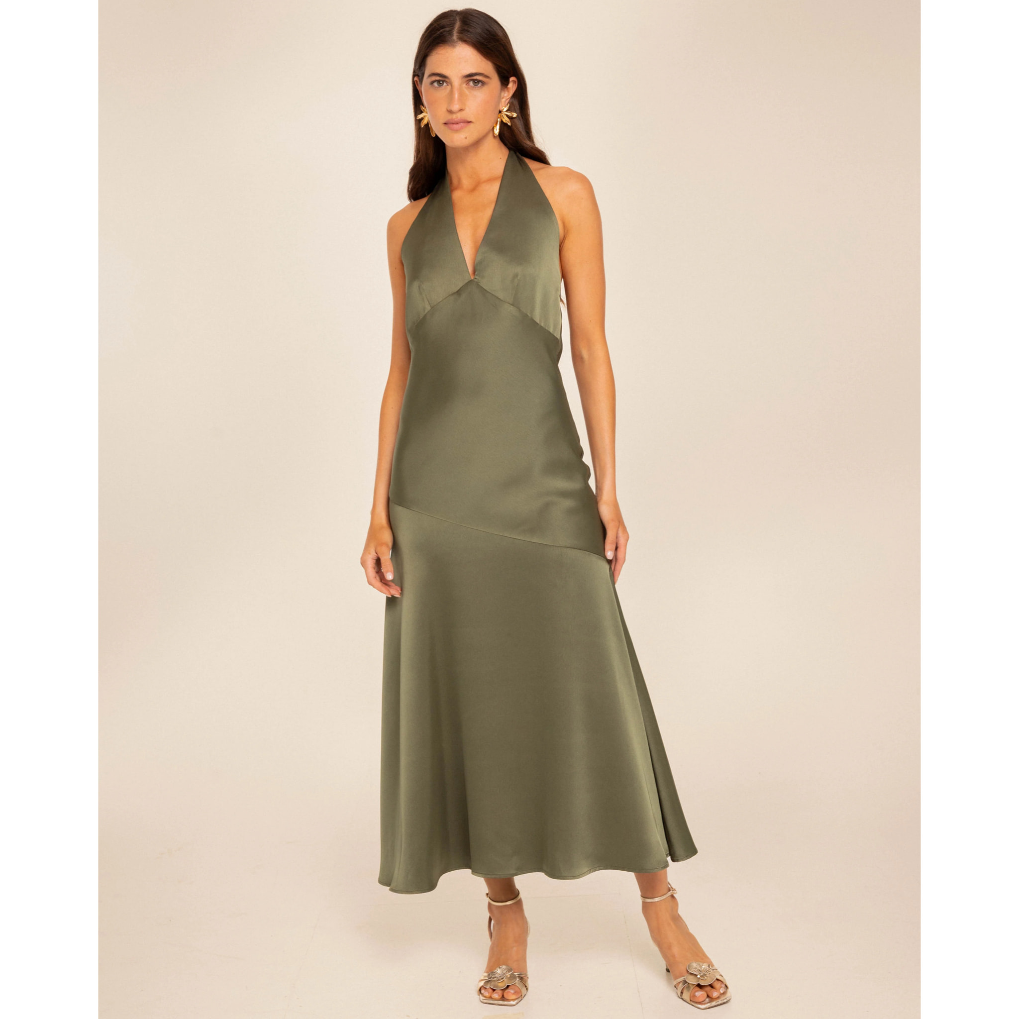 Vestido midi con escote halter y lazada