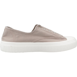 SNEAKERS VICTORIA 1176100V