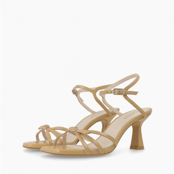 SANDALIAS BEIGE LUKI