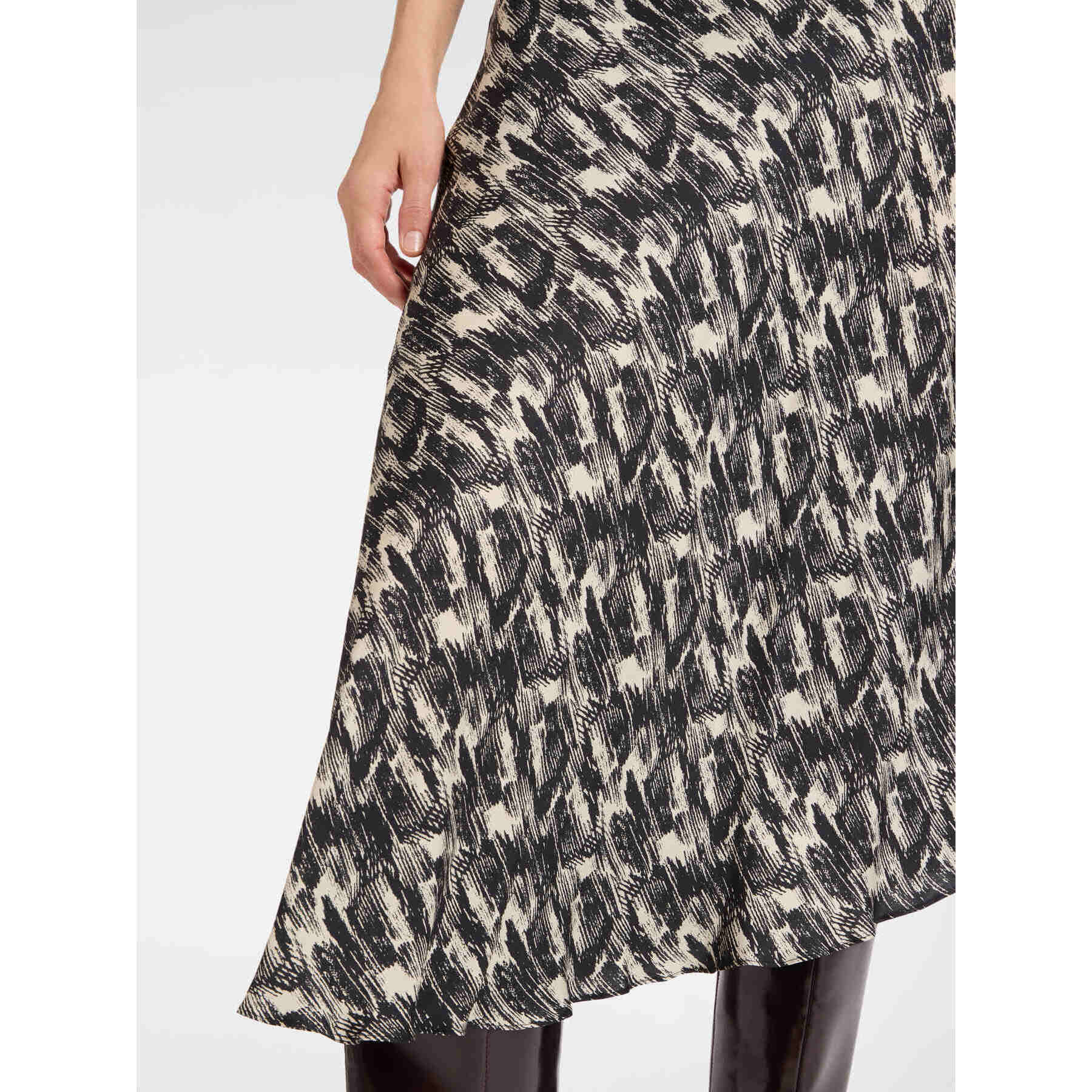 Elena Mirò - Falda estampada con bajo asimétrico - Negro