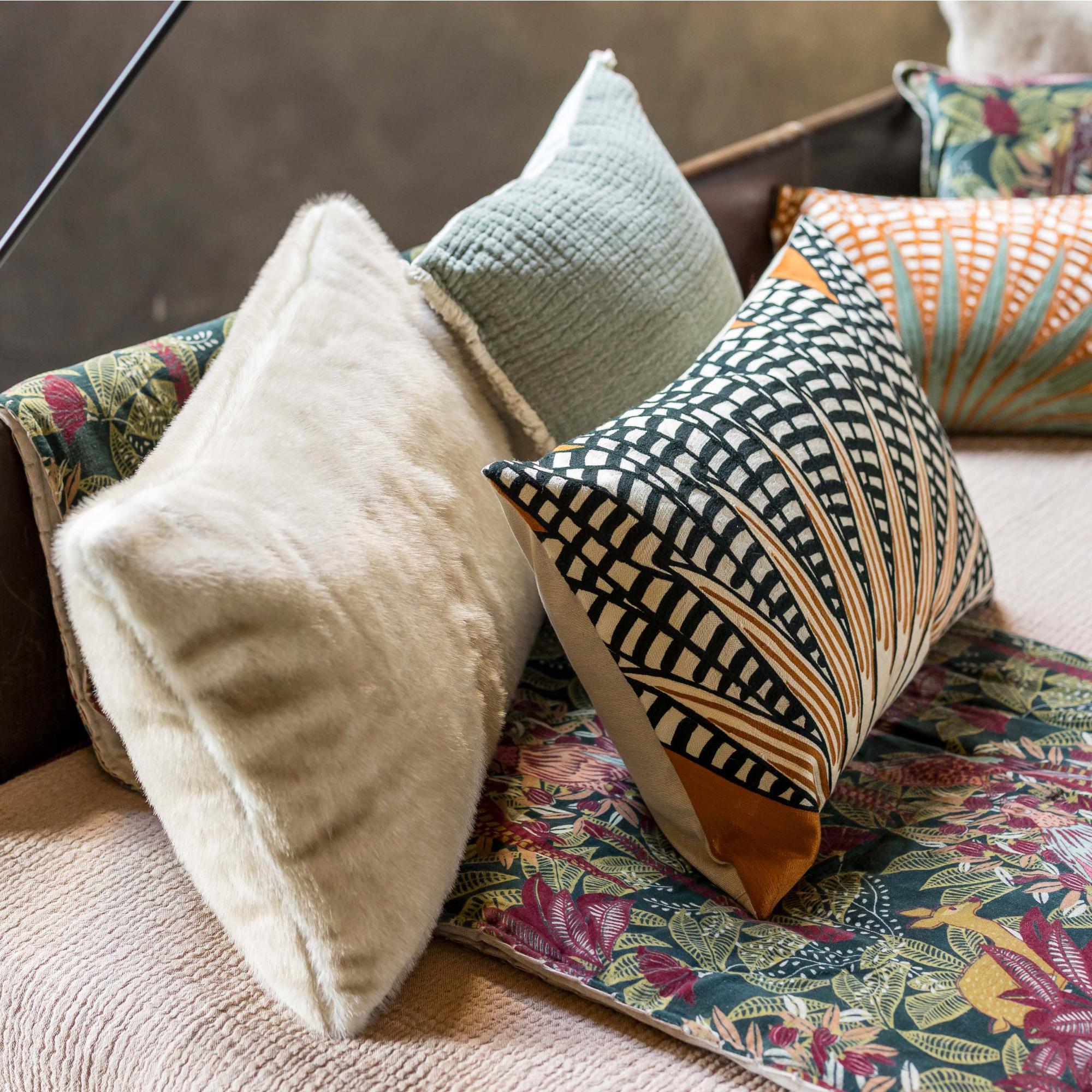 Coussin brodé Ewan
