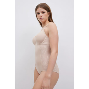 Body nero in pizzo a mezza compressione con coppa C