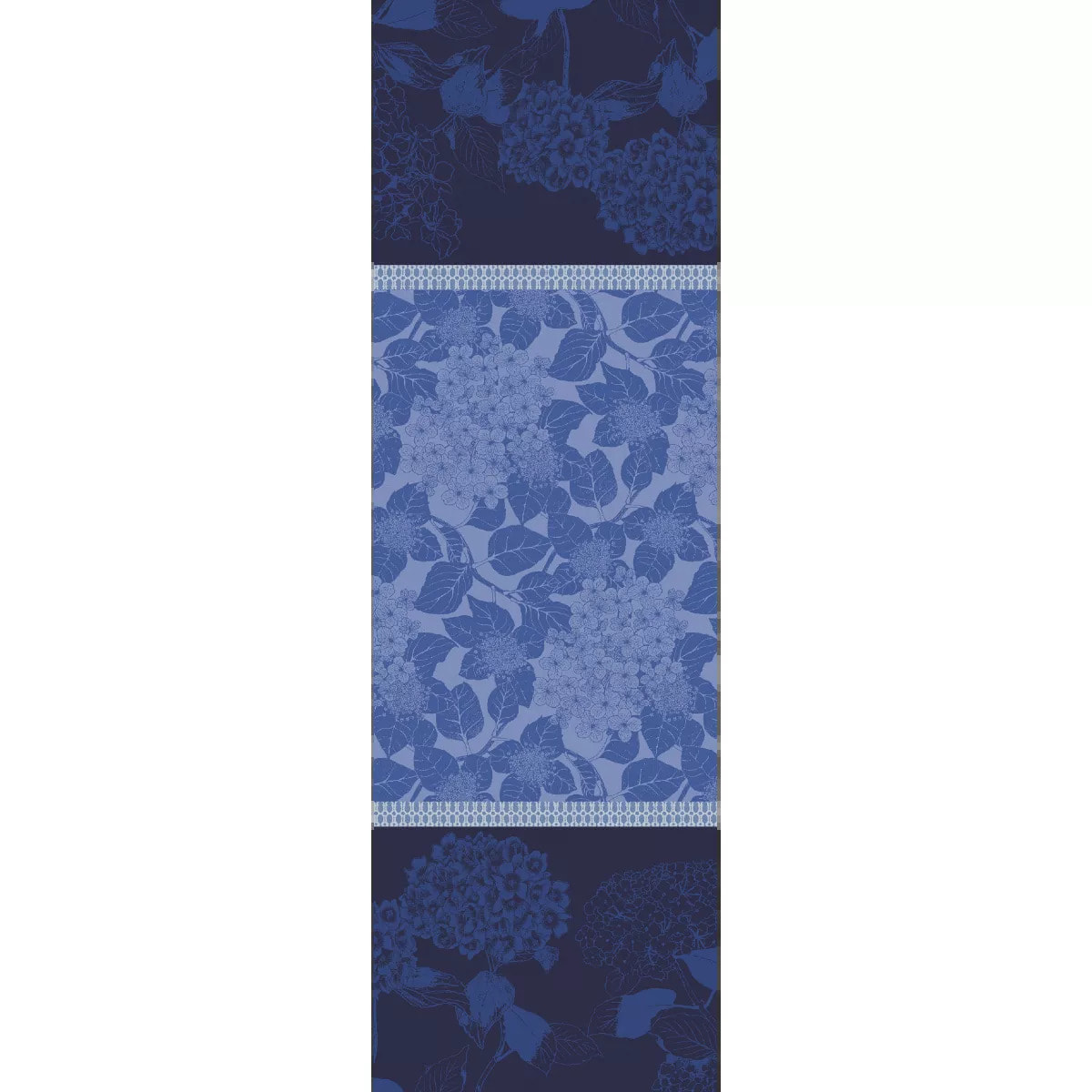 Chemin de table pur coton bio anti tache motif jacquard Hortensias bleu