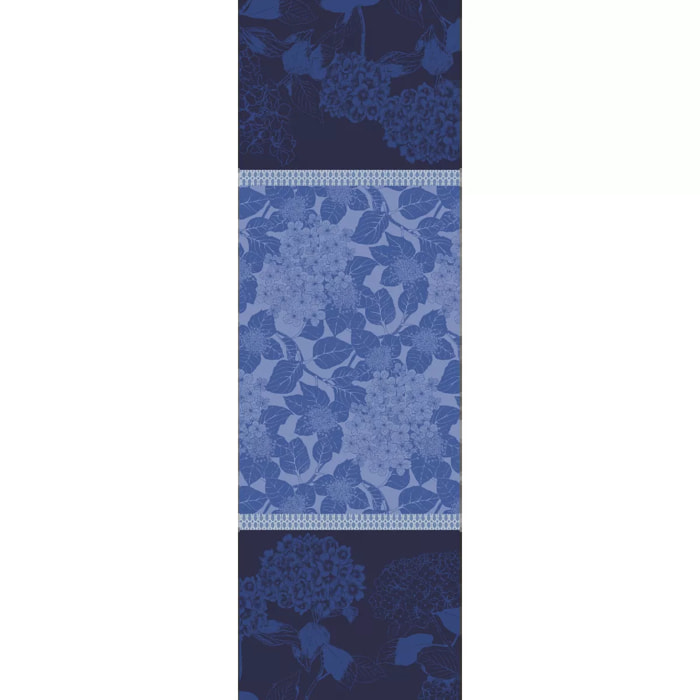 Chemin de table pur coton bio anti tache motif jacquard Hortensias bleu