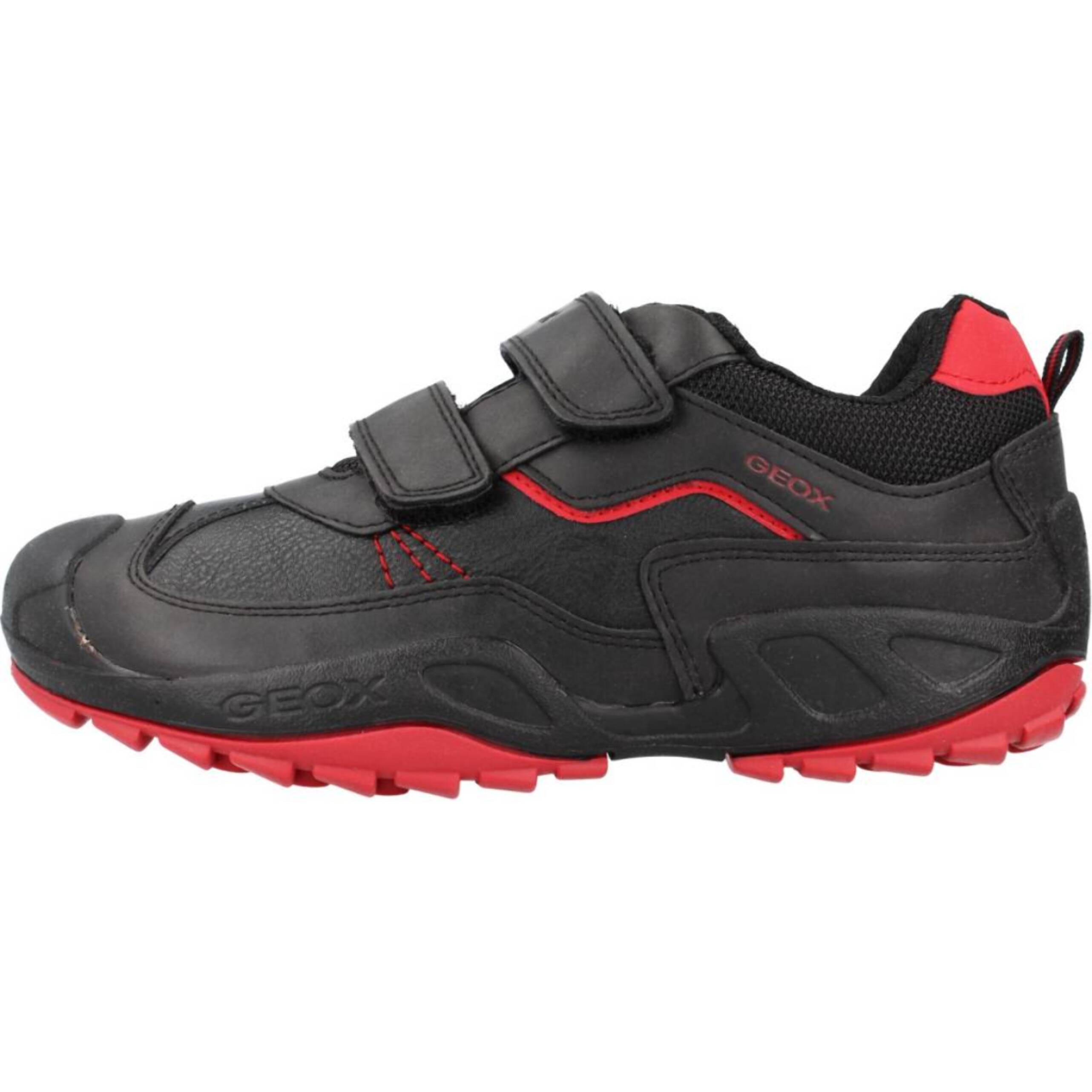 Zapatillas Niño de la marca GEOX  modelo J NEW SAVAGE BOY A Black