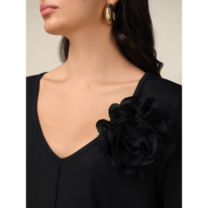 Oltre - T-shirt con spilla a fiore - Nero