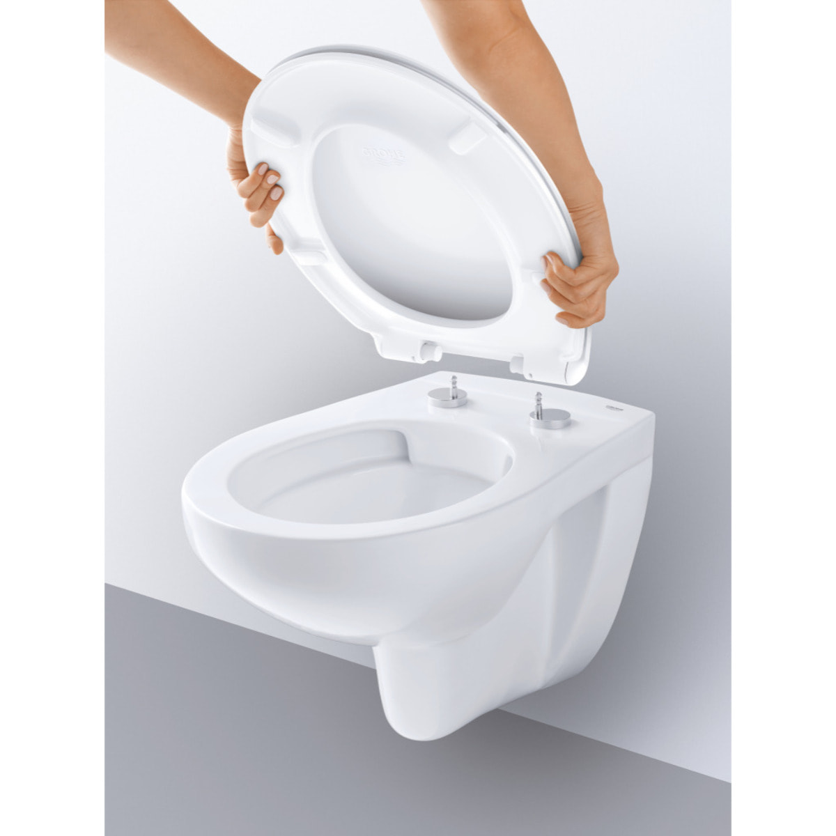 Pack Bati-support Geberit UP100 + Plaque Delta50 chrome + Cuvette Grohe BauClassic suspendue sans bride (BauClassicGeb2)