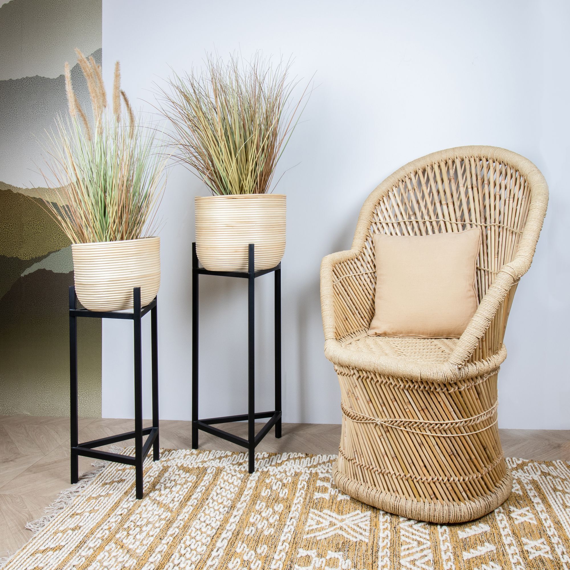 Cache pot en rotin pieds en métal noir 35cm h78-95cm LIMA