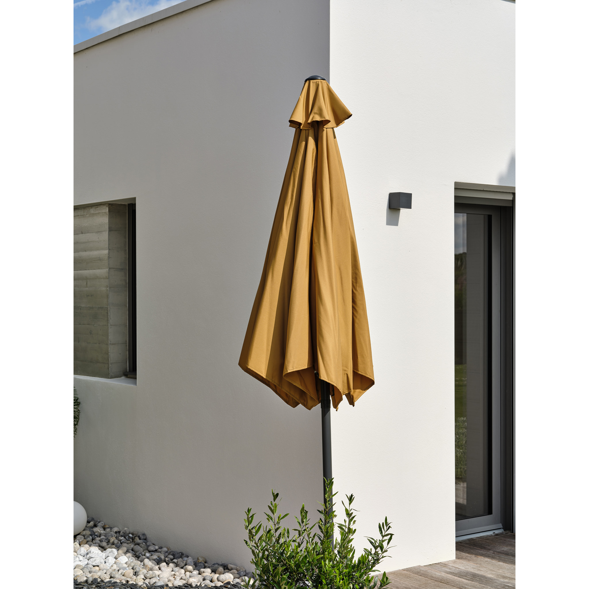 MARBELLA - Parasol à manivelle en aluminium gris anthracite et toile moutarde