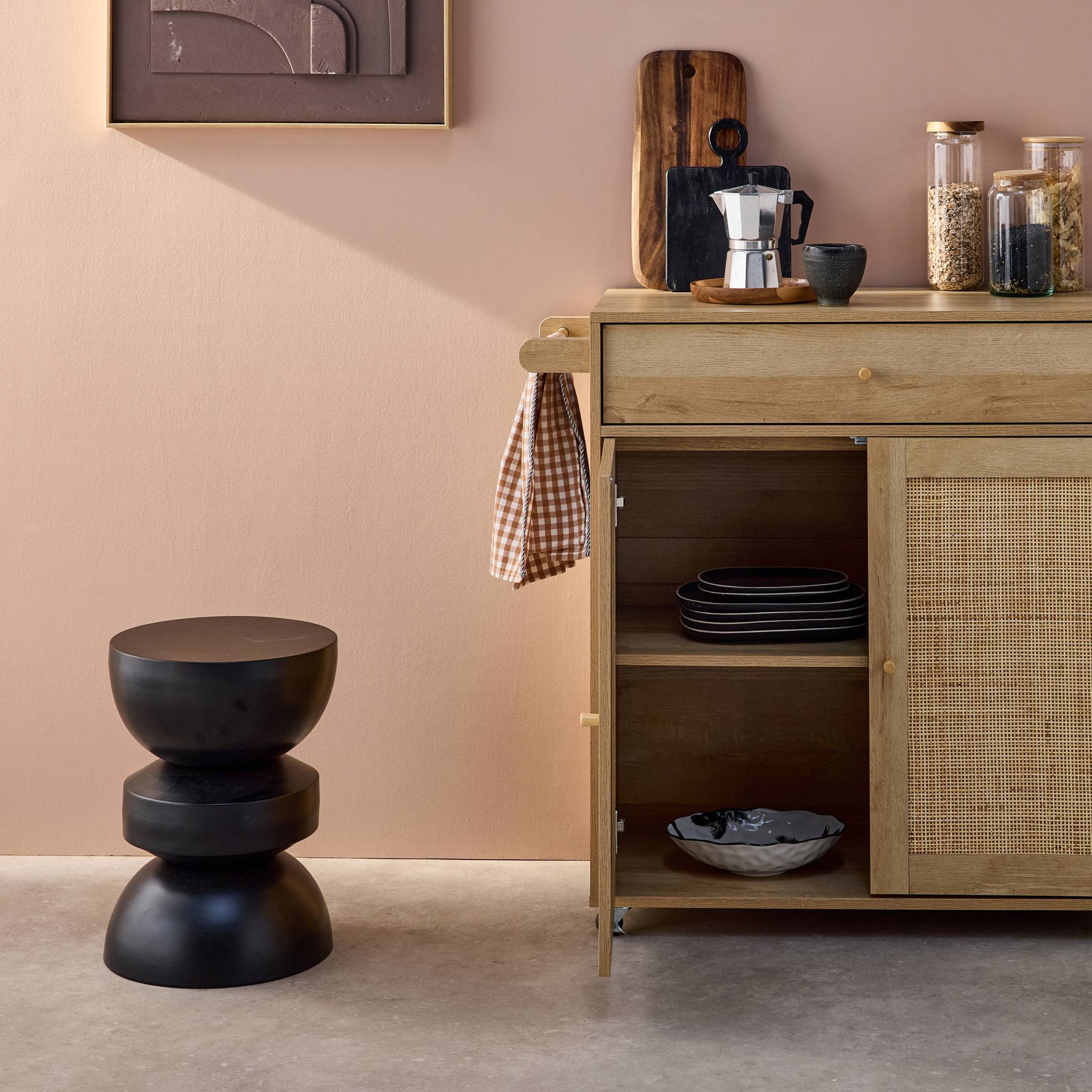 Desserte de cuisine BOHEME décor bois et cannage 1 poignée 1 tiroir 2 portes 4 roues. Naturel