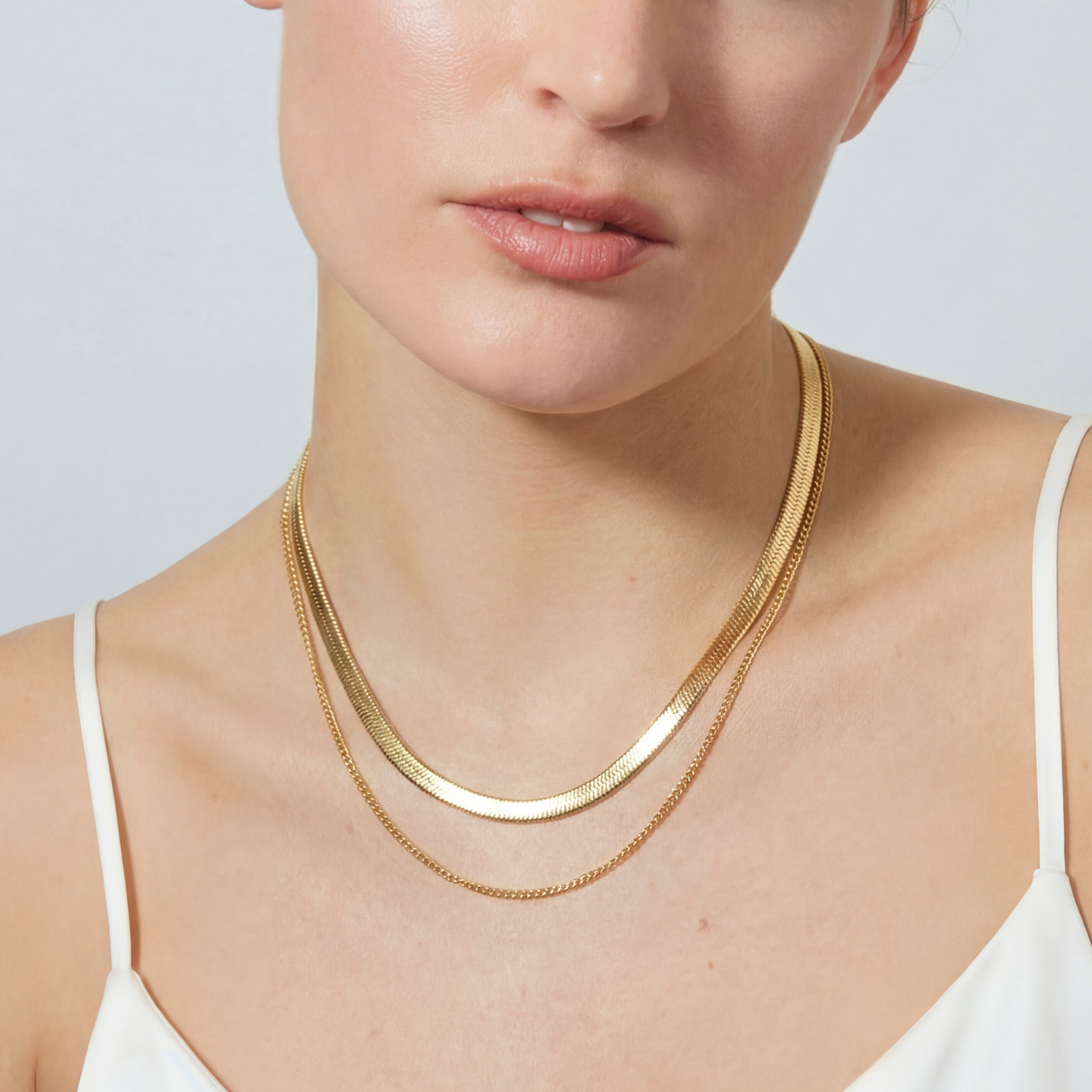 Collar acabado en oro amarillo de 18k