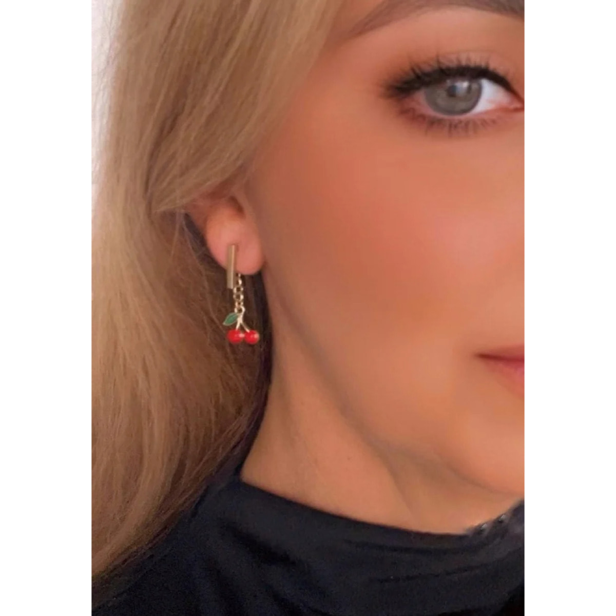 Pendiente Cerazas latón dorado y color rojo