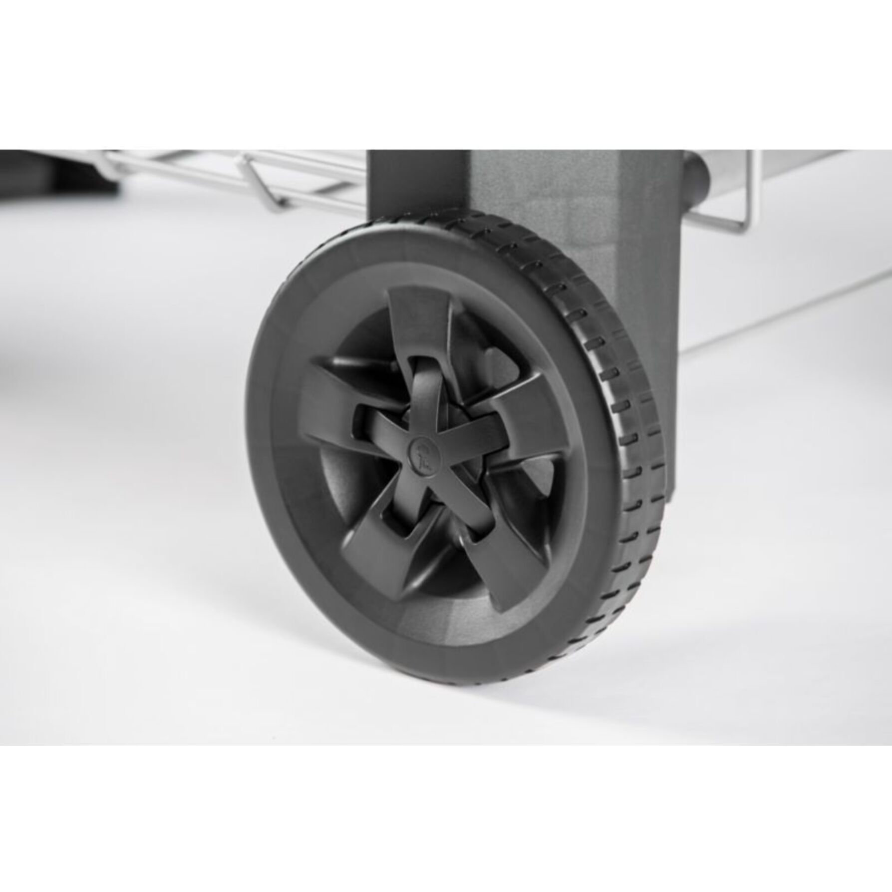 Barbecue électrique WEBER Pulse  2000 black sur chariot, 49 x39 cm
