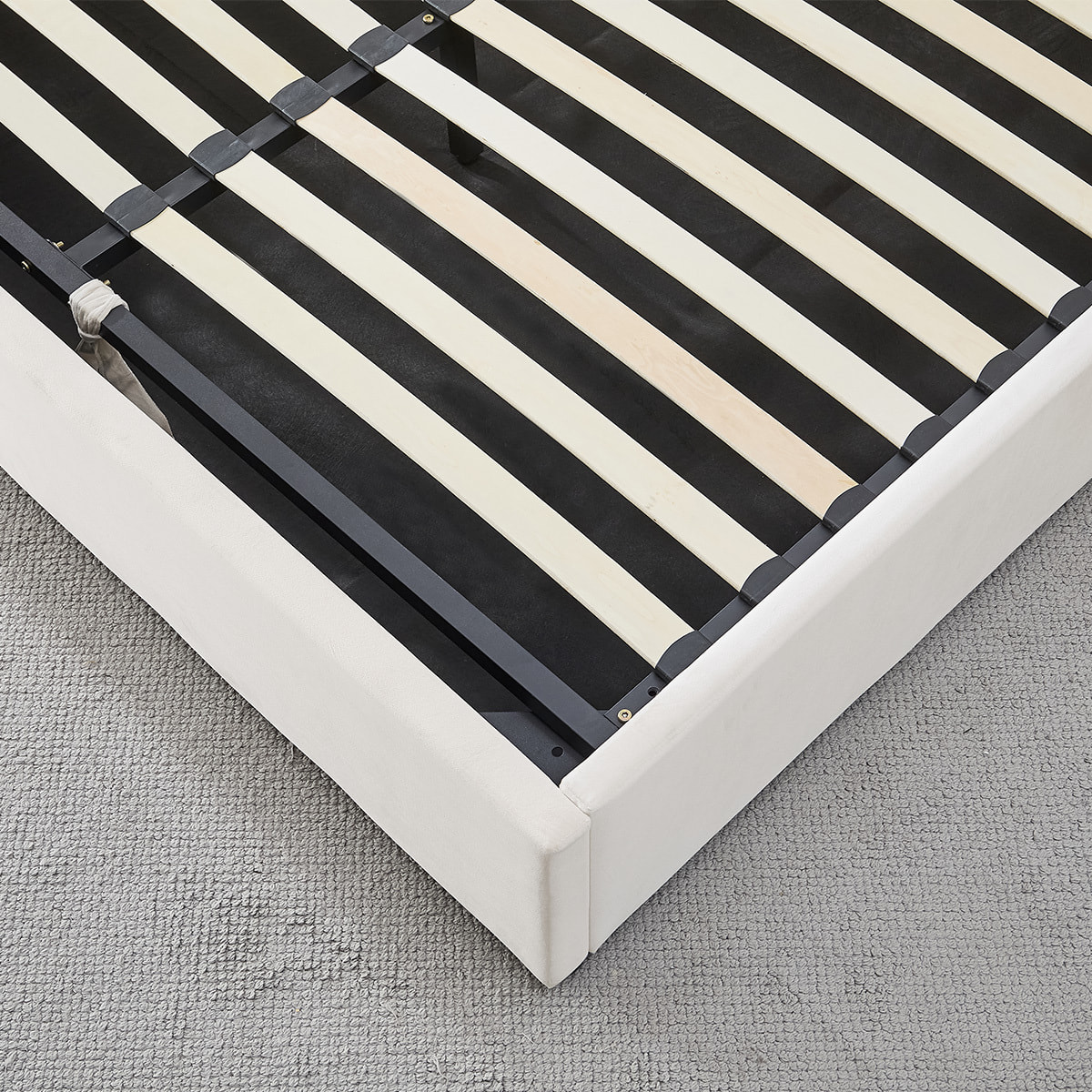 Lit Coffre en velours beige Nemesis