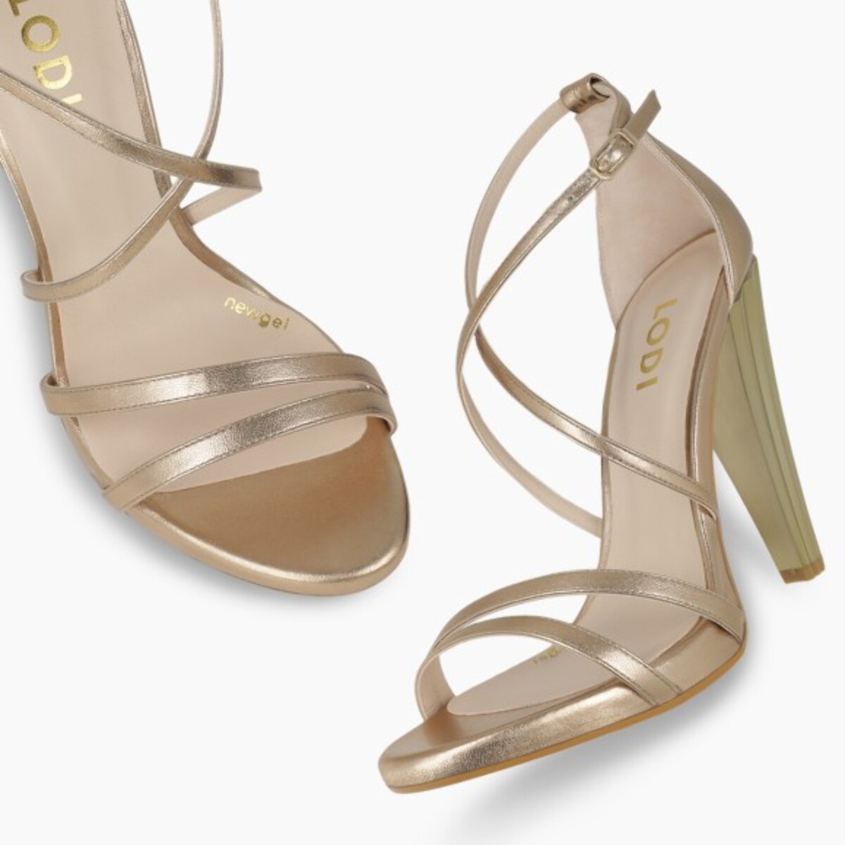 SANDALIAS DORADAS YURAKI
