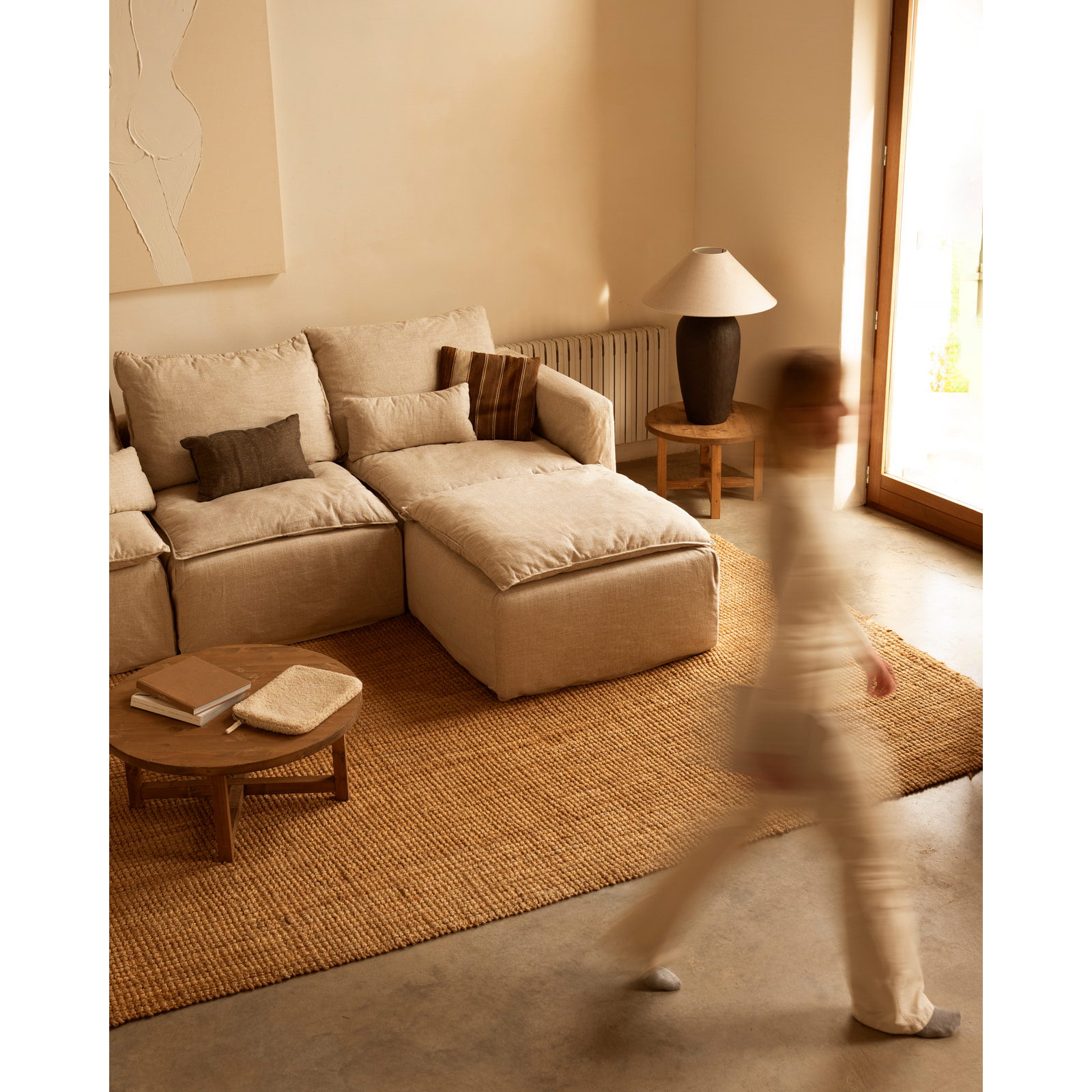 Pouf en coton et lin déhoussable ton beige de 89x87cm Hauteur: 54 Longueur: 89 Largeur: 87
