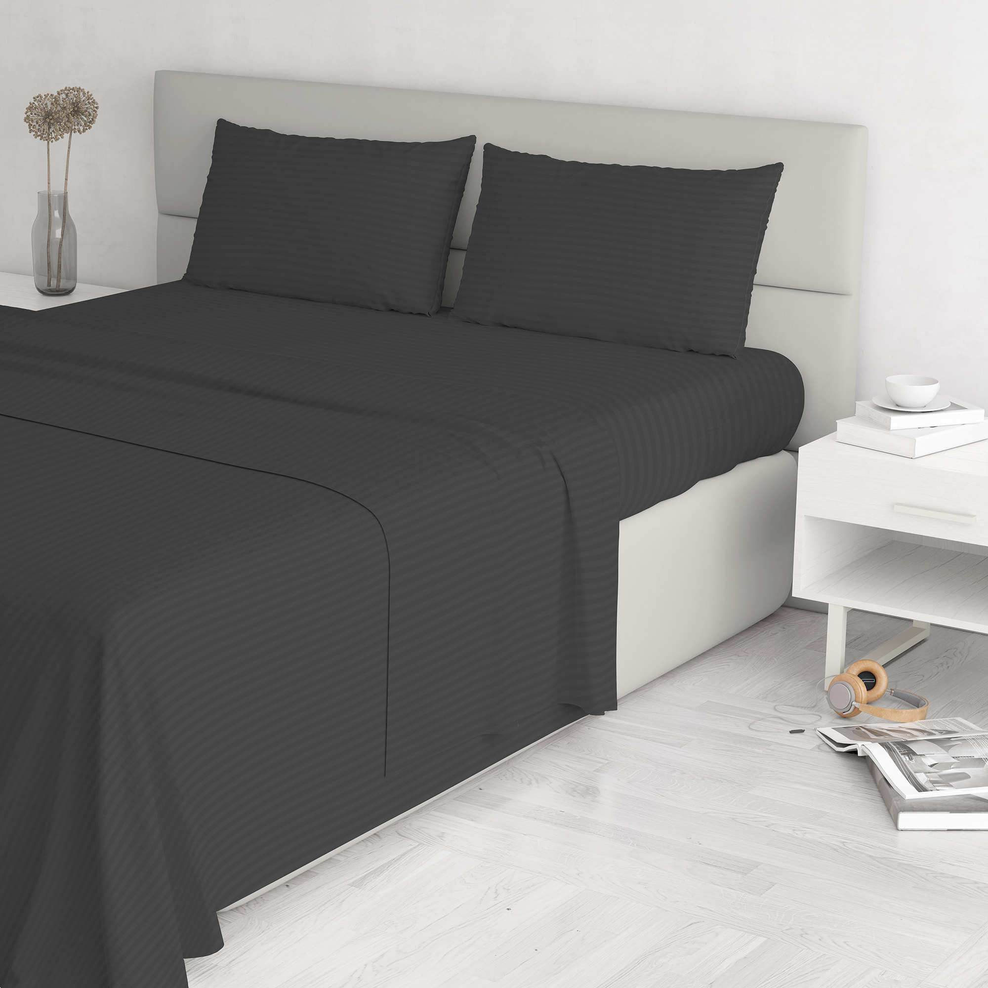 COMPLETO LETTO SATIN STRIPES, 100% Raso di Poliestere, Tinta Unita, Made in Italy - NERO