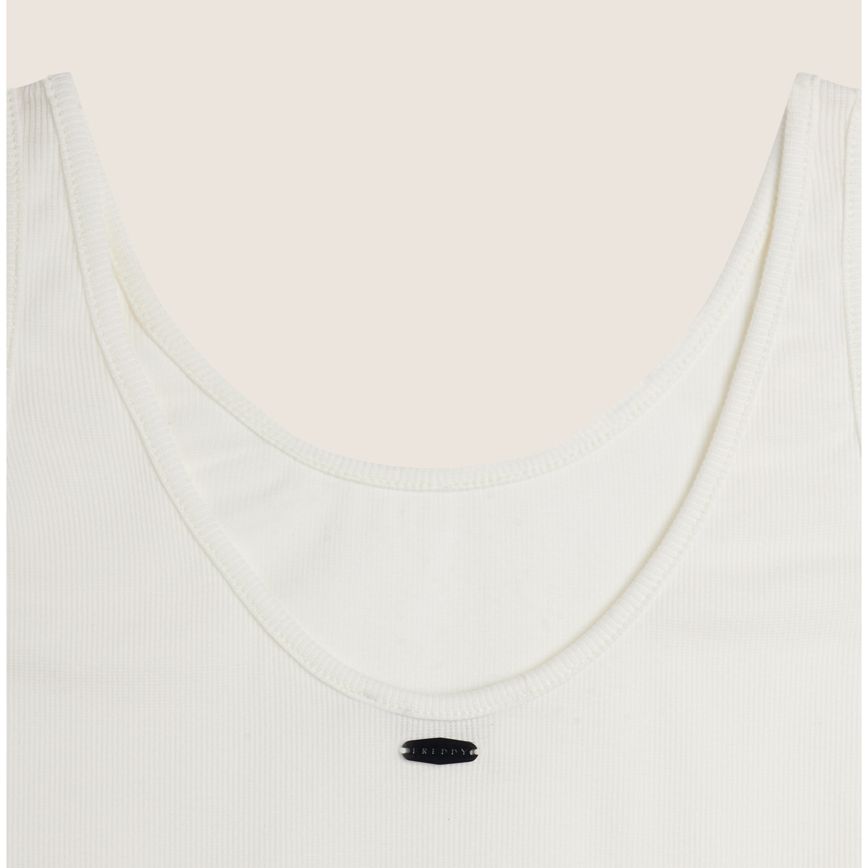 Canotta in cotone elasticizzato con ampio scollo posteriore