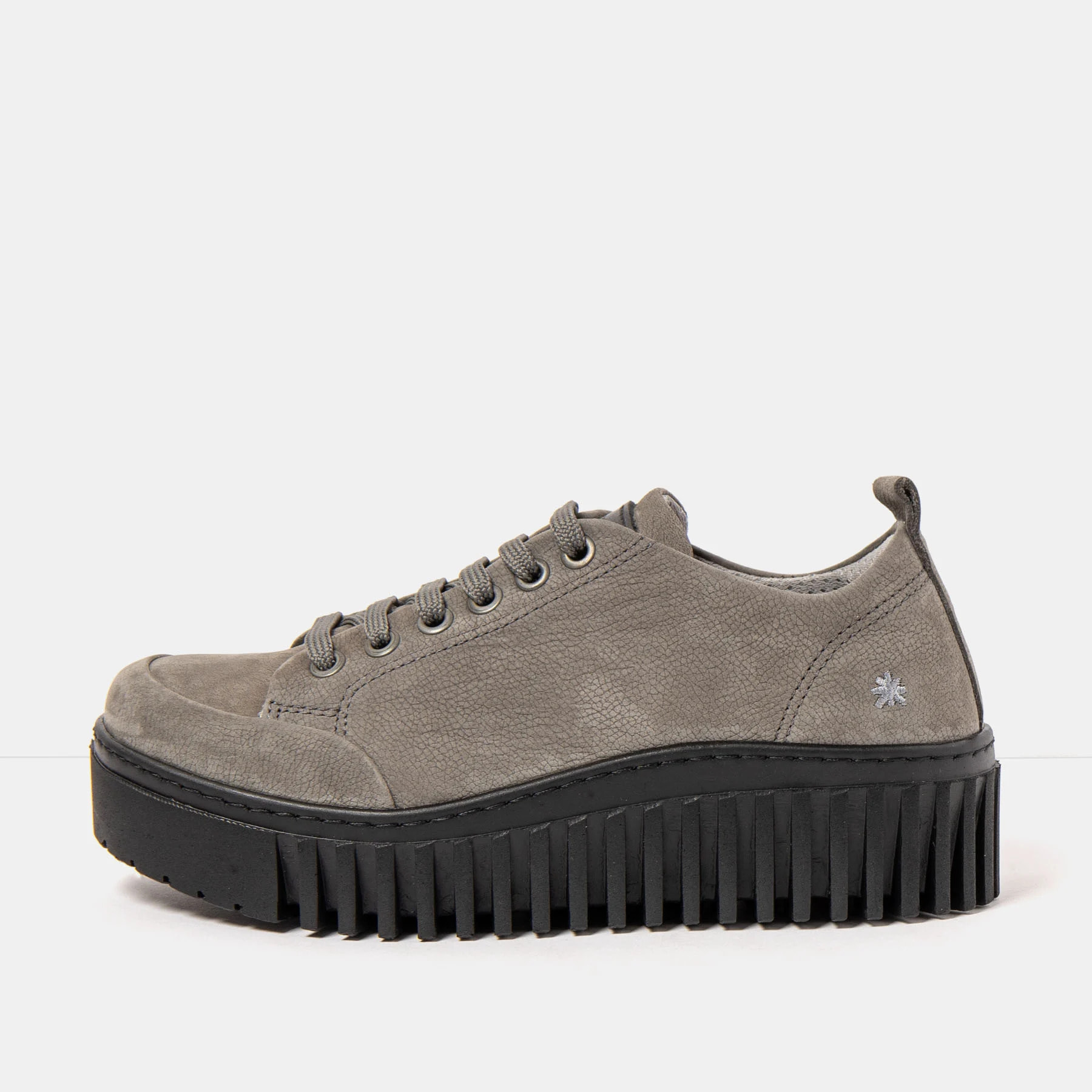 Zapatillas 1535 NOBUCK GREY/BRIGHTON color Grey