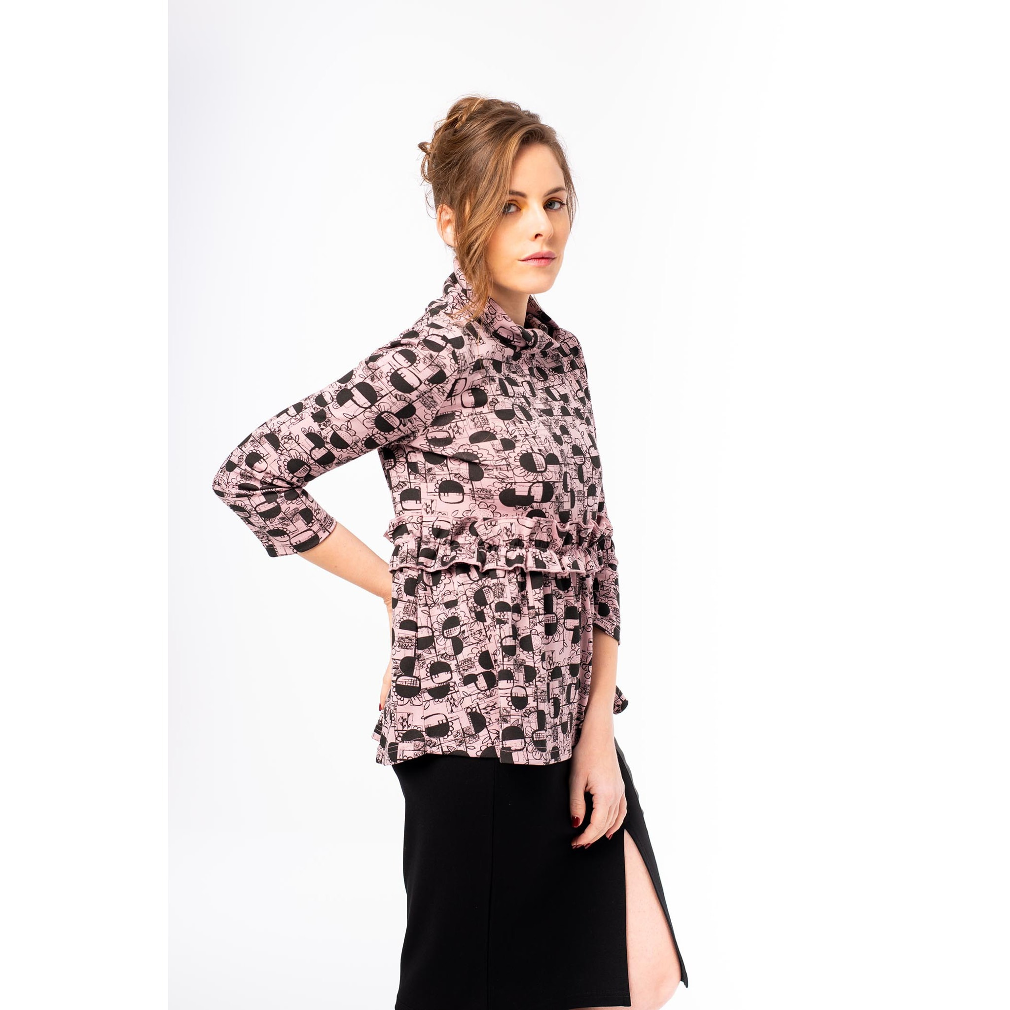 Mamatayoe Decoupage. Camiseta Estampada de Manga Larga para Mujer con Cuello Vuelto de Color Rosa para Otoño Invierno. Top con Volante y Ruffle, Elegante y Original.