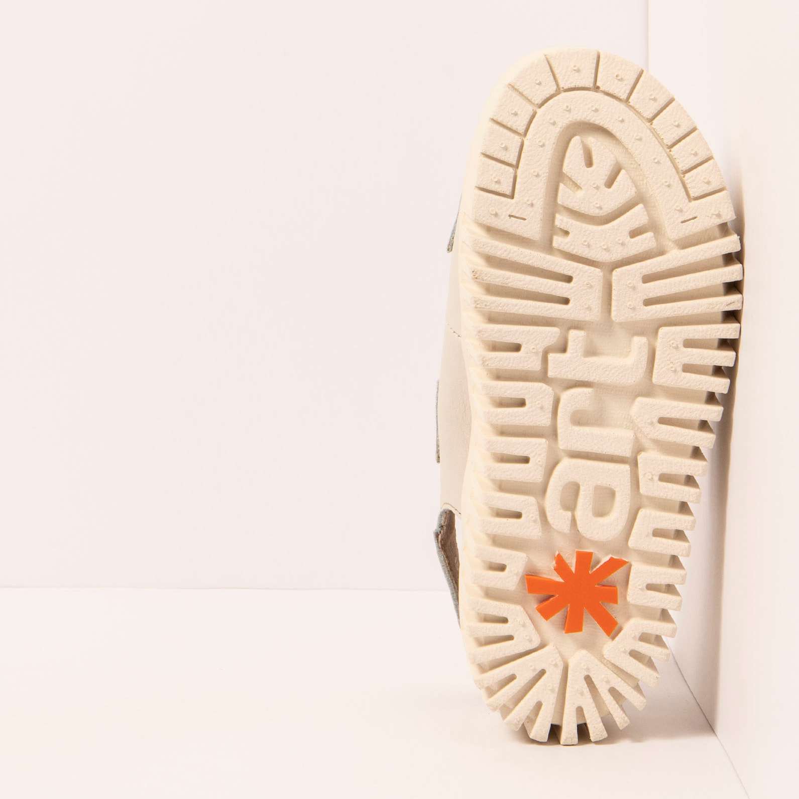 Sandalia de cuña 1579 NAPPA CREAM/BRIGHTON color Cream