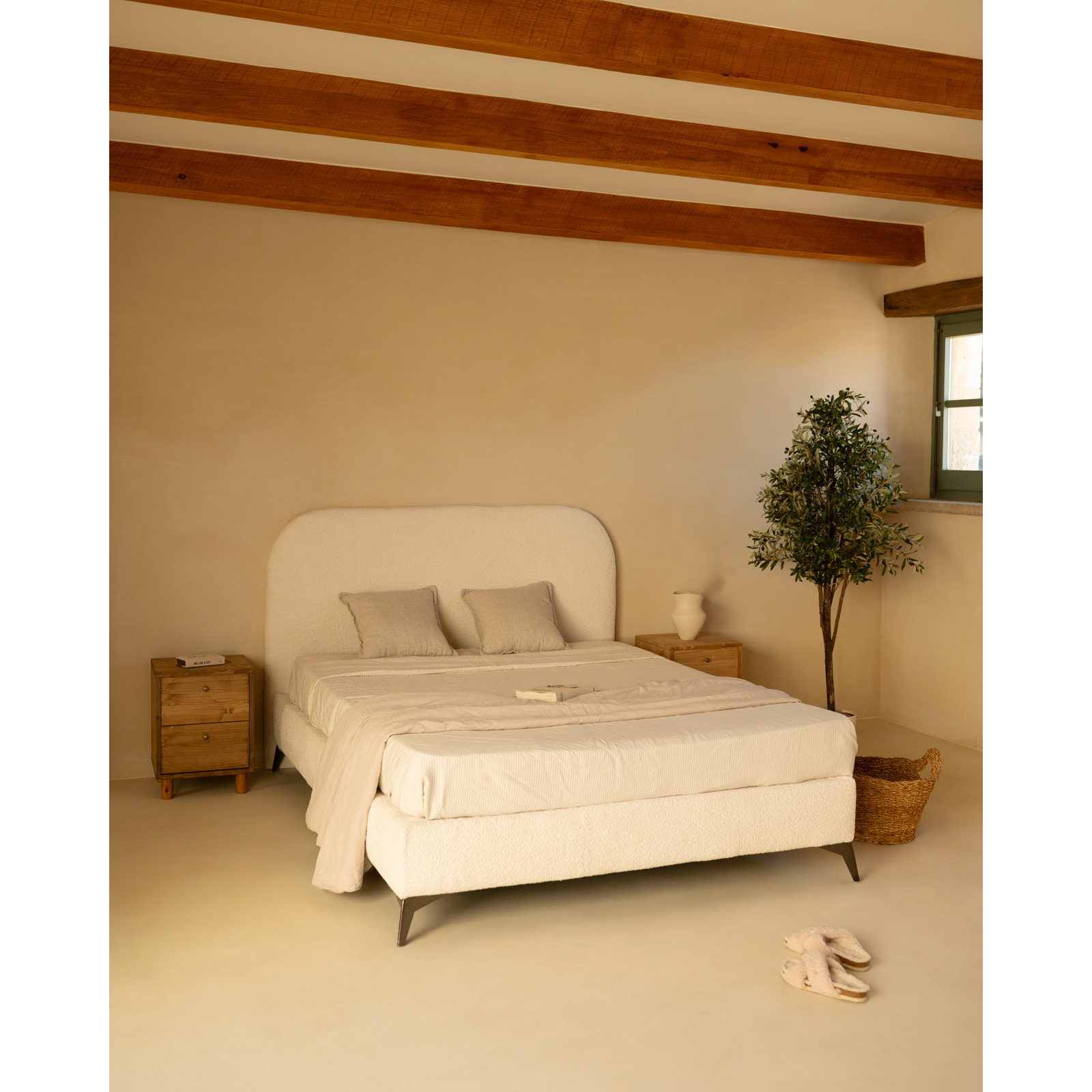 Lit rembourré en boculé blanc pour les matelas en différentes tailles