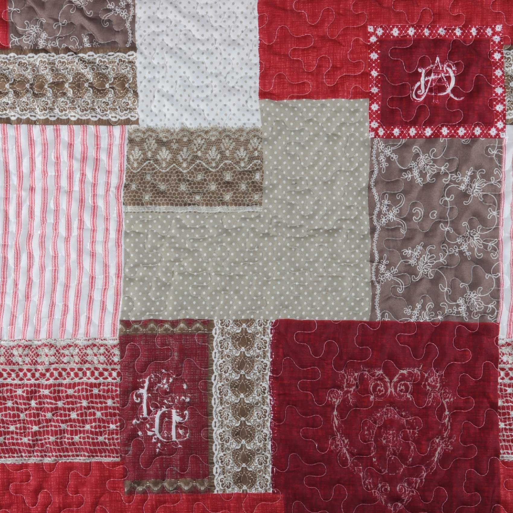 Boutis et Taies avec Imprimé Patchwork Romantique - Rouge