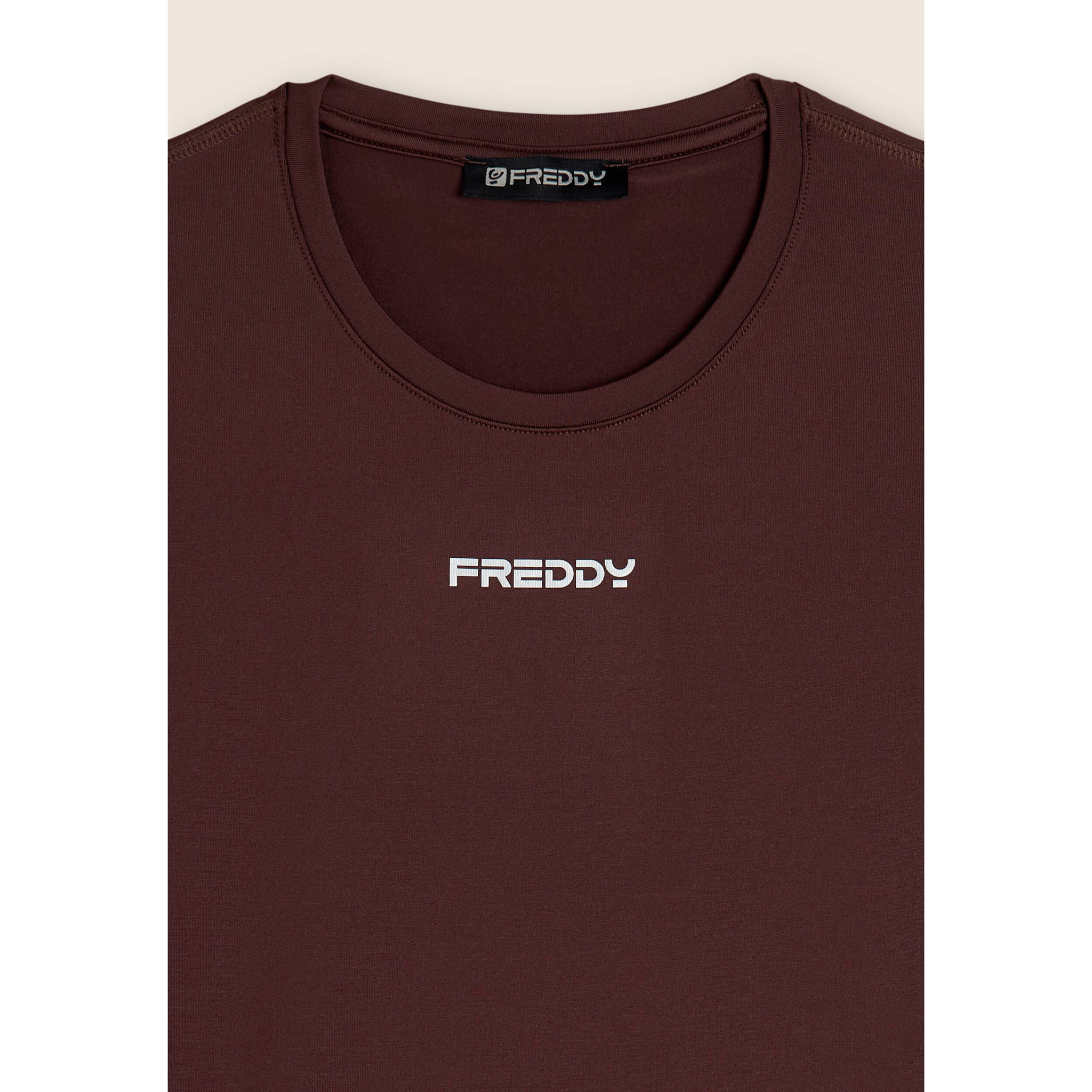 T-shirt slim fit in poliestere tecnico con logo FREDDY