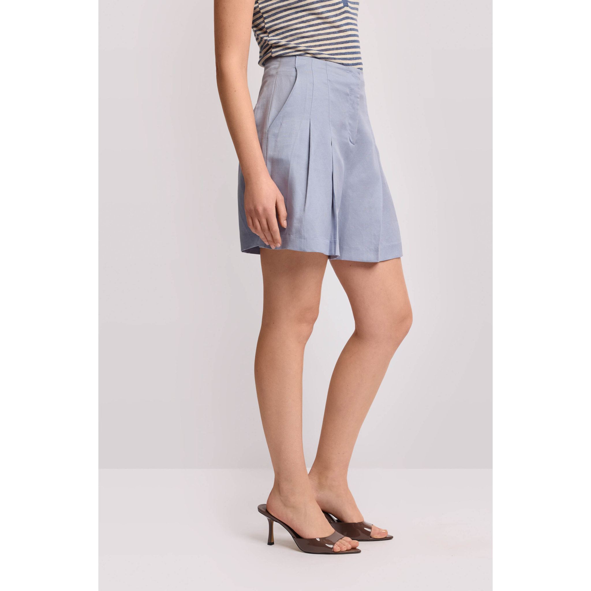 Kocca - Pantaloni corti con pieghe Donna, Tinta unita