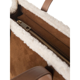 Marc Ellis Borsa a spalla