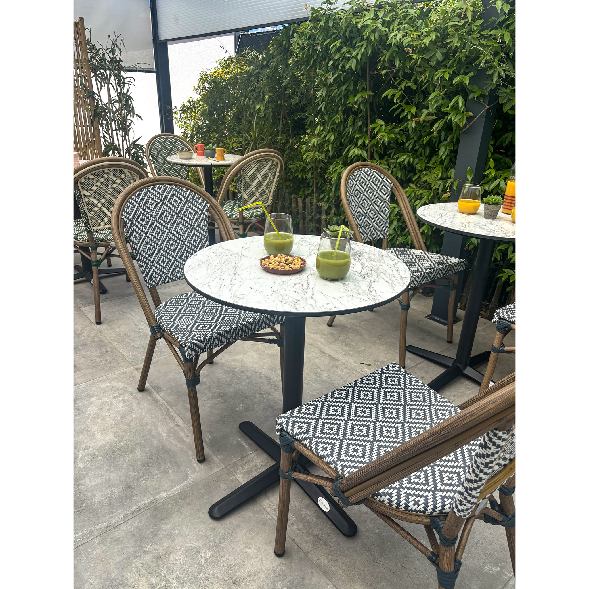 BISTRO - Table ronde de jardin en acier et plateau HPL