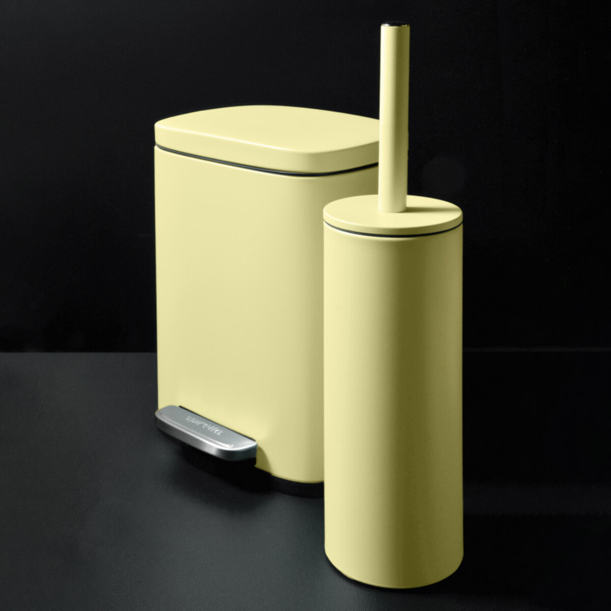 Set Poubelle à  pédale 5L & Brosse Wc AKIRA Jaune mat Spirella