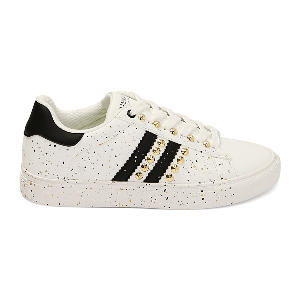 Sneakers bianche con borchie oro