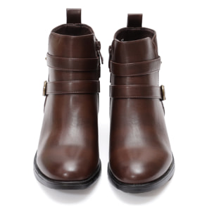 Stivaletto in simil pelle con fibbia