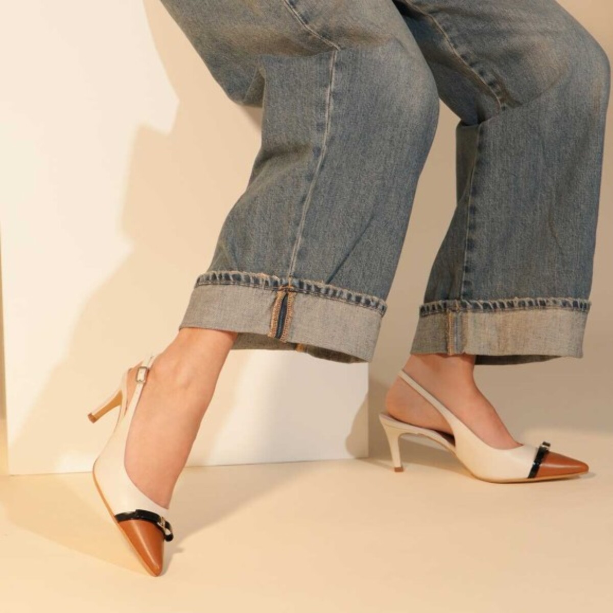 ZAPATOS DE SALÓN BLANCOS NUREIA