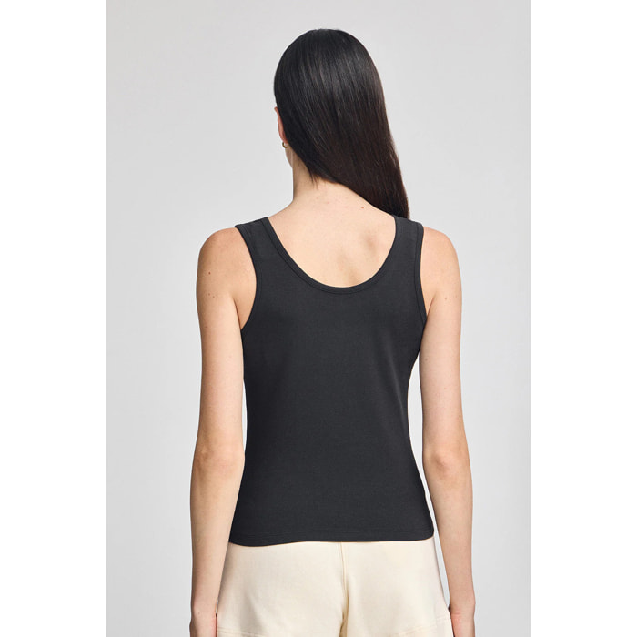 Camiseta negra de tirantes con bordado Rigby Go