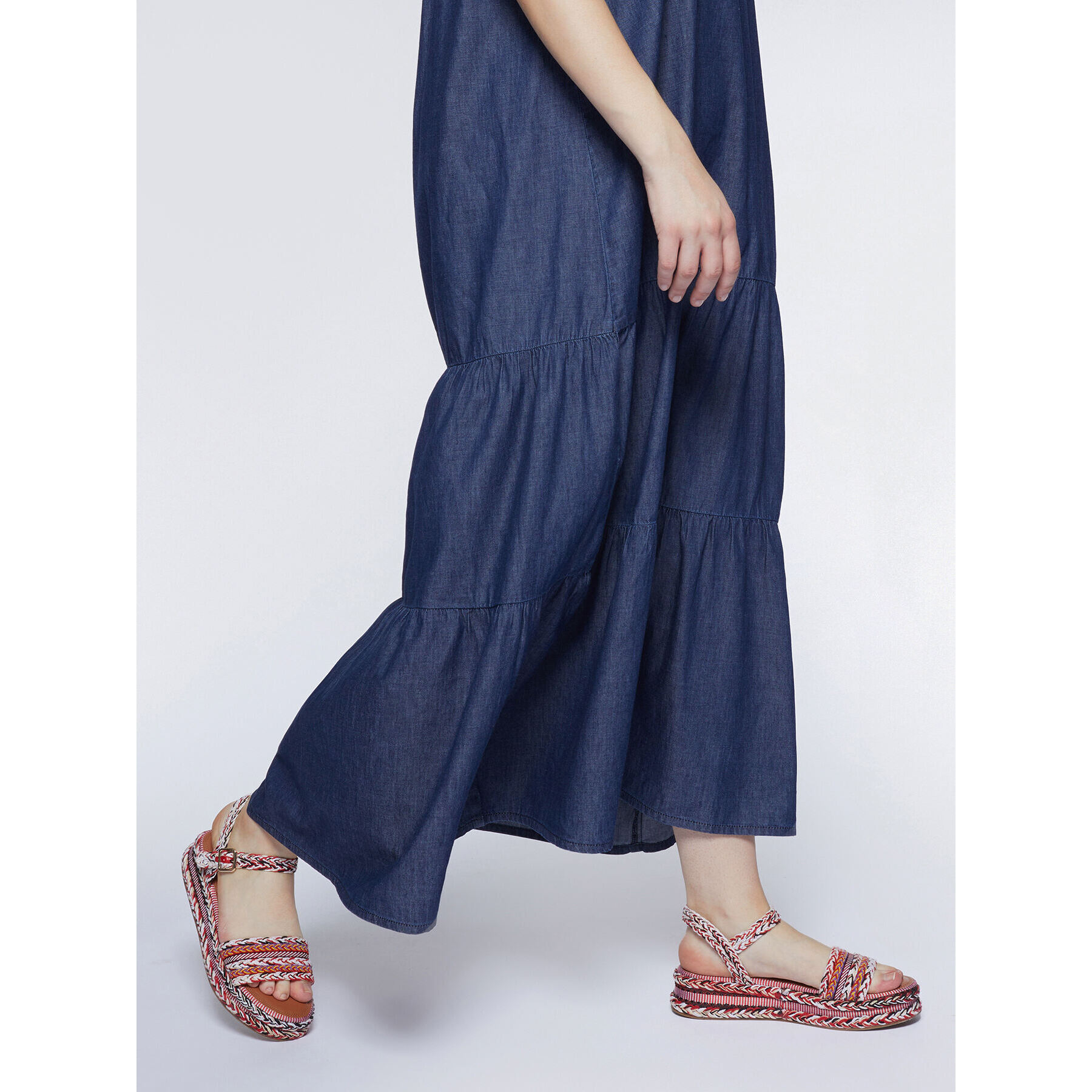 Fiorella Rubino - Vestido largo con volantes en denim ligero - Azul