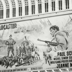Affiche de cinéma Le train UGC Paris, 1964 Affiche sous cadre noir