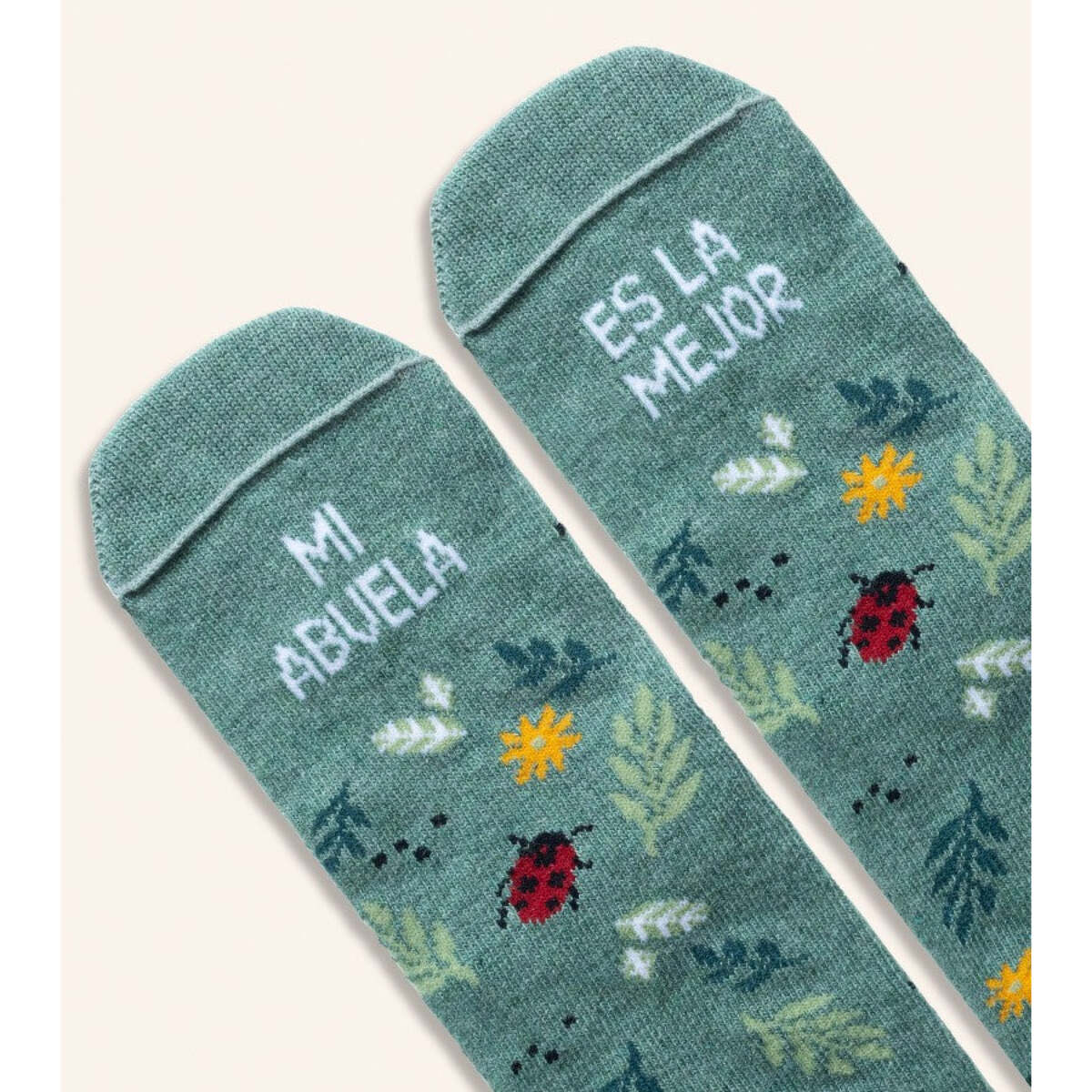 Mini calcetines "Mi abuela es la mejor" talla 27-30