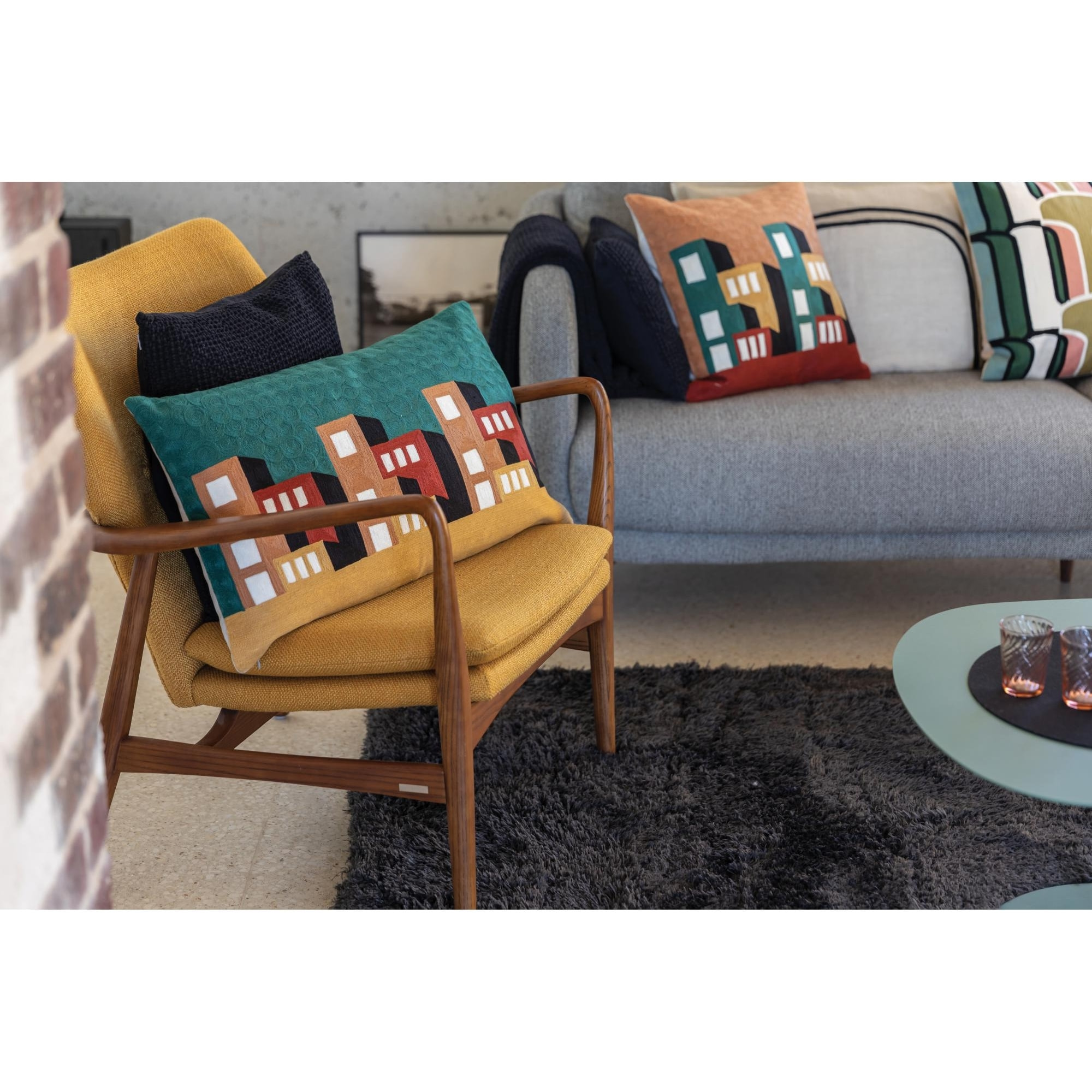 Coussin brodé Suri