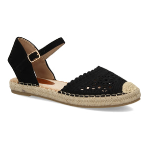 Alpargata plana mujer troquelada cómoda