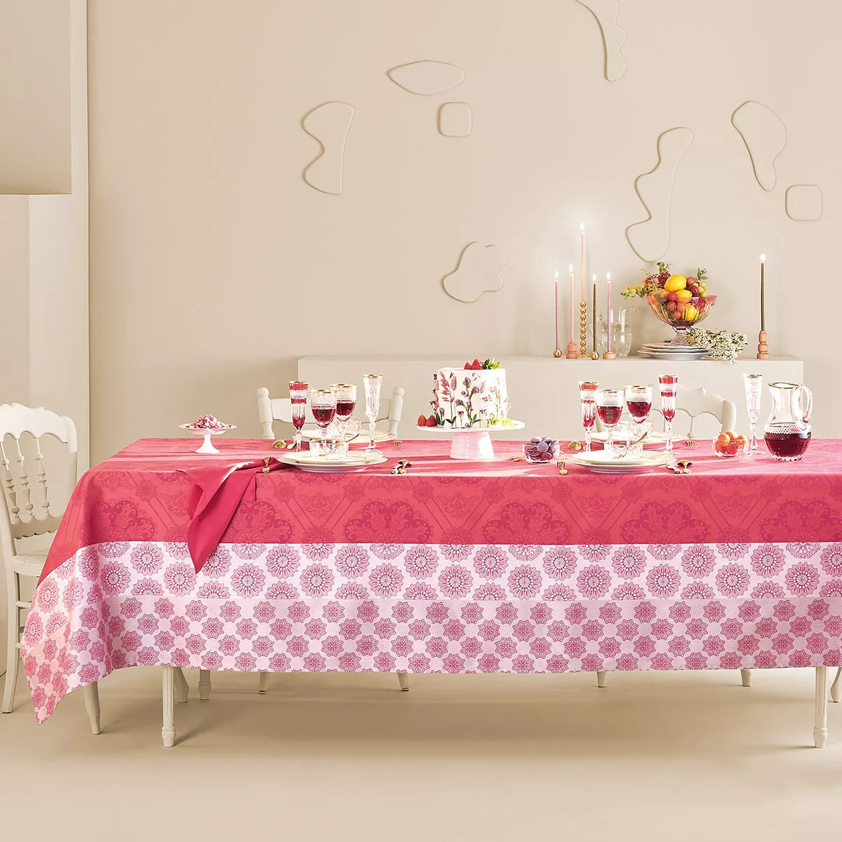 Nappe pur coton enduit motif jacquard rose Mille rosaces framboise